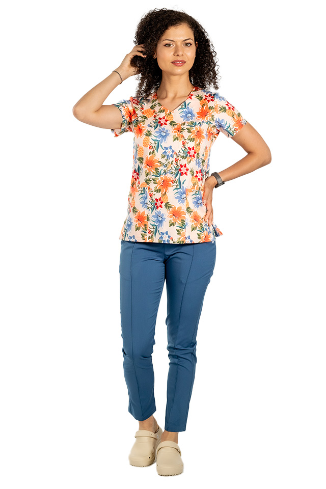 Virágmintás orvosi köpeny három foltzsebbel 