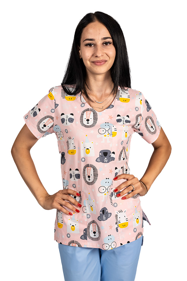 Oroszlánmintás orvosi köpeny három foltzsebbel 