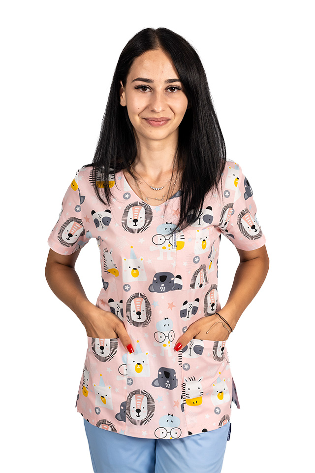 Oroszlánmintás orvosi köpeny három foltzsebbel 