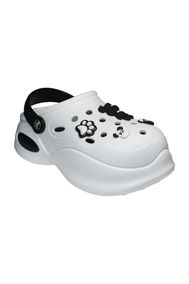 Fekete-fehér orvosi klumpa nőknek - Klumpa díszítőelemekkel