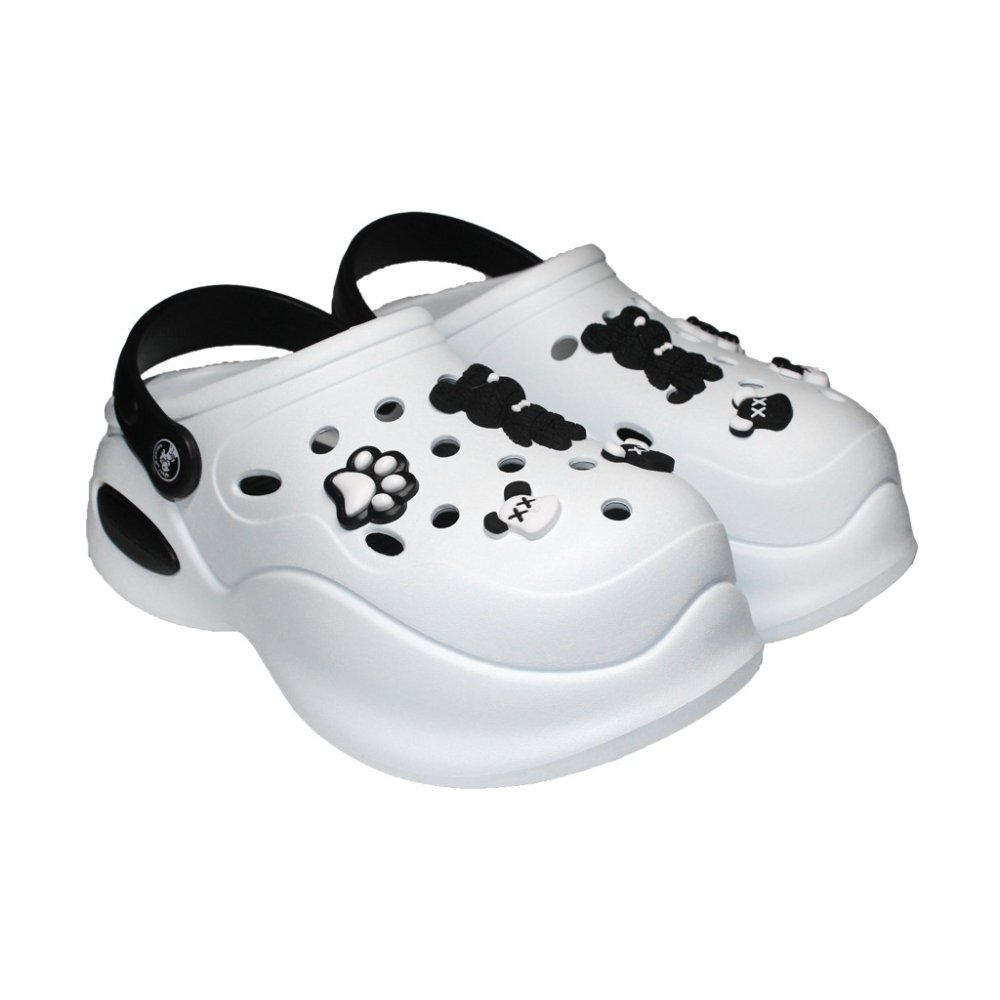 Fekete-fehér orvosi klumpa nőknek - Klumpa díszítőelemekkel