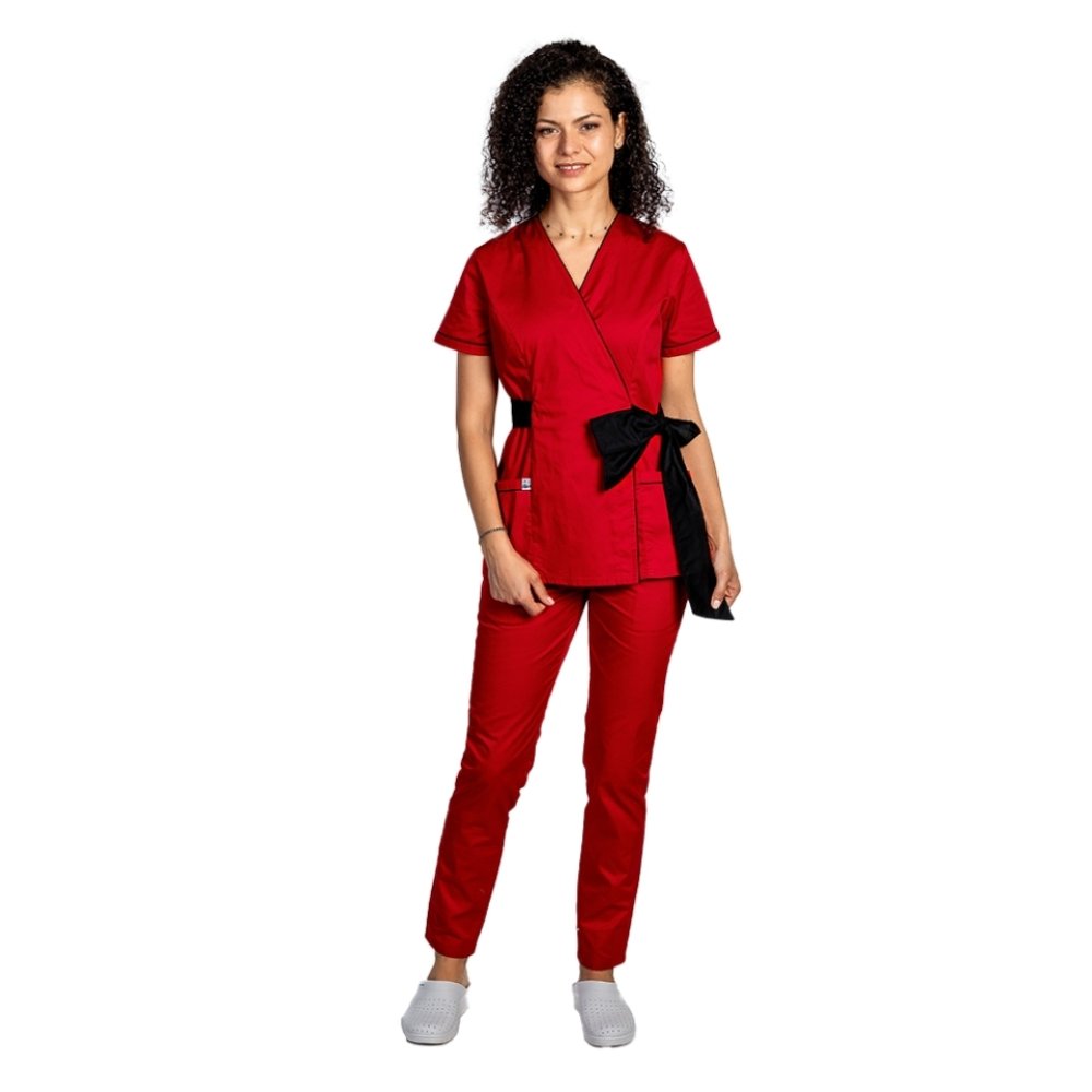Orvosi öltöny piros kimonóval, fekete  paszpóllal és masni típusú övvel.